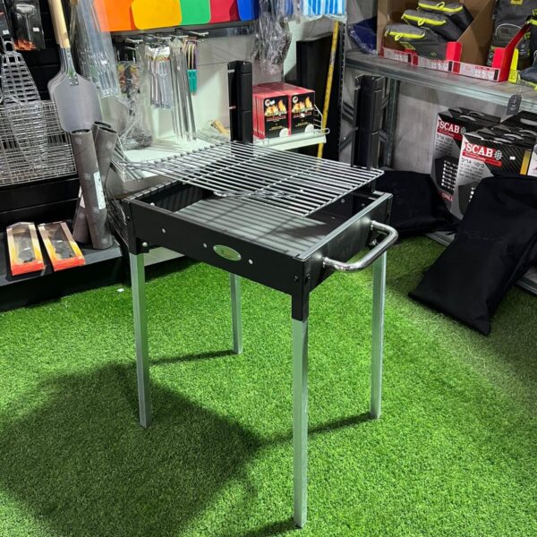 מנגל פחמים מקצועי דגם “ברזיל” 65X35