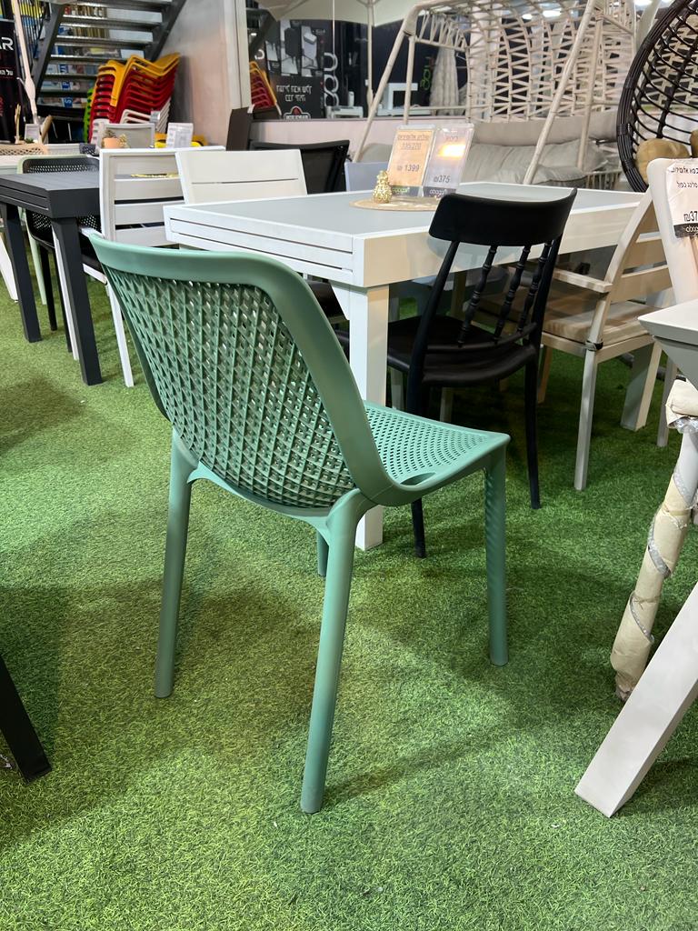 כסא פלסטיק יצוק ירוק כהה