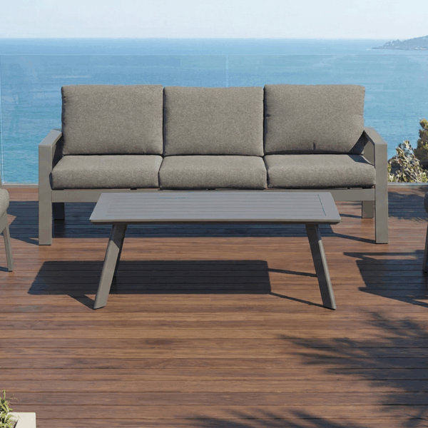 פינת ישיבה תלת מושבית מאלומיניום דגם “ליסבון”